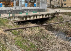 Отец помощника прокурора застроил берег реки ТЦ в Ессентуках