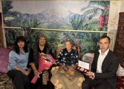 За брак длиною в 60 лет супруги из Ставрополья получили медаль «За сохранение семейных ценностей»