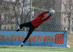 Вратарь ставропольского «Динамо» Владислав Зернаев: «В футбольной карьере помогли танцы и каратэ»