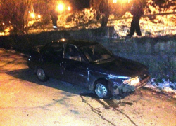 В Ставрополе автомобиль без водителя выехал на проезжую часть и спровоцировал ДТП