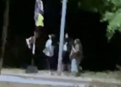 Распятие на дорожных знаках начали пародировать ставропольские подростки, следуя тренду из Тиктока 