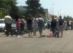 Автоледи сбила двух девушек на пешеходном переходе в Пятигорске