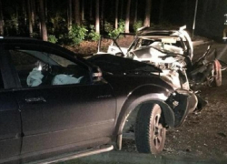 4 человека пострадали в лобовом столкновении двух "легковушек" на Ставрополье