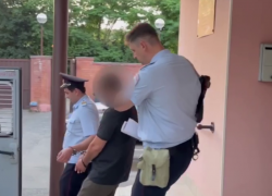 Правоохранители задержали пристававшего к женщинам и детям онаниста в Ставрополе 