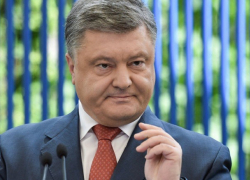 Порошенко примерил образ героя и выставляет Россию «империей зла», - ставропольский политолог 