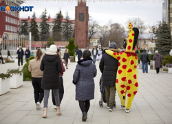 QR-код для иностранцев и лимит на снятие налички: какие изменения ждут Ставрополье в июне 2025 года