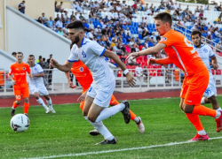 Футболисты «Динамо» в Ставрополе справились с армавирскими «лисами»