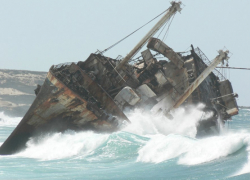 На борту затонувшего траулера «Дальний Восток» находились 2 жителя Ставрополья