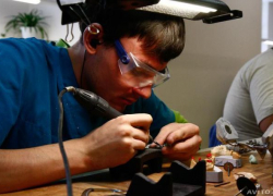 Мужчина под видом врача вырвал женщине 13 зубов на Ставрополье