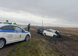 В жуткой лобовой аварии на Ставрополье погиб 17-летний парень