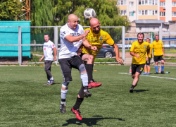 Спор за медали первенства футбольного первенства Ставрополья продолжает квартет ветеранских дружин
