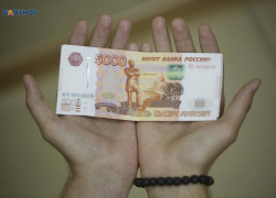 В Минводах иностранец пытался подкупить полицейского за 5 тысяч