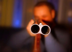 Мужчина с ружьем угрожал подросткам убийством на Ставрополье