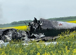 Двое катапультировавшихся летчиков с упавшего на Ставрополье самолета найдены