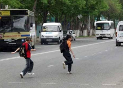 Водитель сбил двоих детей в Георгиевском районе