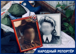 Выброшенные на свалку штандарты с ветеранами нашла жительница Ставрополя после празднования Дня Победы