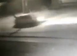 "Тойота" на скорости сбила подростка и скрылась с места ДТП на Ставрополье - мальчика увезла "скорая" 