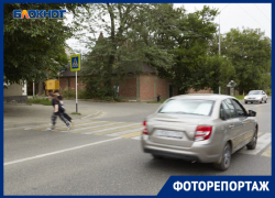 «Водители носятся постоянно, запросто собьют»: топ-5 опасных участков у школ назвали в Ставрополе 