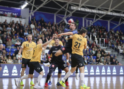 Игра «от ножа» и «валидол» в финале: гандбольное дерби в Ставрополе выдалось жарким 