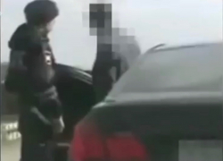 Толкнувший инспектор ДПС водитель «БМВ» попал под следствие на Ставрополье 