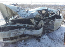 Двое пострадали и один человек погиб в страшном лобовом столкновении на Ставрополье