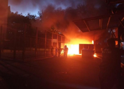 В центре Ставрополя загорелись мусорные контейнеры