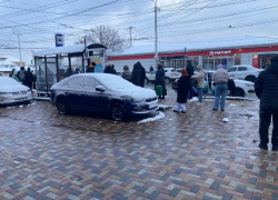 Пробки в 9 баллов и полные остановки: как Ставрополь пережил первый ночной снегопад