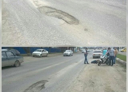 В Пятигорске байкер перевернулся на мотоцикле из-за ямки на дороге