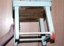 На Ставрополье мужчина забил стулом свою супругу до смерти из-за водки