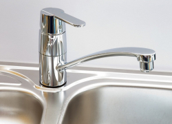 Пять поселков и часть Минеральных Вод остались без воды из-за аварии на Малкинском водоводе