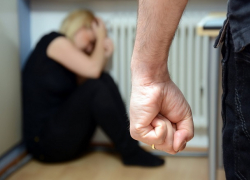 Мужчина до смерти забил мать руками и ногами в Пятигорске 