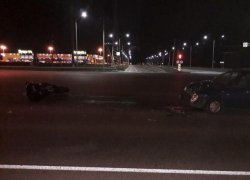 Шлем спас мотоциклисту жизнь при жестком ДТП на Ставрополье