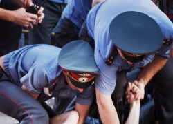 Неуравновешенный борец в КБР отработал приемы на полицейском из Минвод