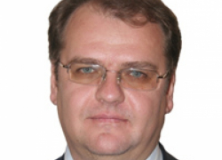 Депутат ЛДПР Геннадий Ефимов отказывается писать заявление на нападавшего