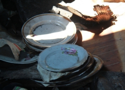 Взорвавшиеся банки с соленьями спасли хозяина от смерти