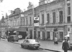 «Творческая интеллигенция и кондитерская»: что помнят стены дома  на Карла Маркса в Ставрополе