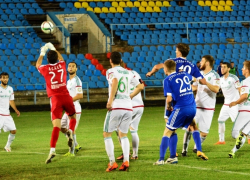 Футболисты Ставрополя померились силами с "Анжи"