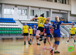 Гандболистки «Ставрополья-СУОР» оформили победный дубль в противостоянии с гостьями из Удмуртии