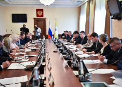 Собрать с предприятий края дополнительные 9 миллиардов рублей придумали власти Ставрополья