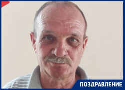 Честный труженик колхоза «Родина» Виктор Мороз из Красногвардейского округа отмечает юбилей