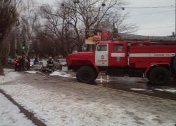 В Ставрополе на светофоре горел автомобиль 