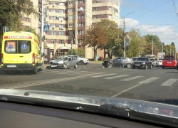 Помощь реаниматологов понадобилась пострадавшему в серьезном ДТП в центре Ставрополя