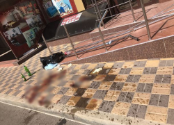 Мужчина упал с 17 этажа и разбился насмерть в Ставрополе 