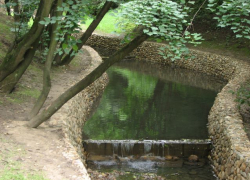 Миллионы реальных рублей утекли через канал, который «построили» только на бумаге