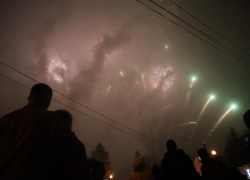 Дань уважения или лишние траты? Ставропольцы поспорили о необходимости запуска салюта на 9 мая 