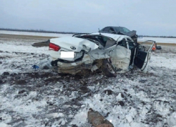 Водитель насмерть разбилась в ДТП на Ставрополье, ее ребенок ранен