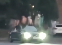 Пятеро на одну: тусеры из ставропольской глубинки эпично оседлали иномарку