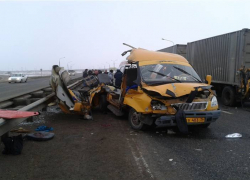 Два водителя погибли на Ставрополье после столкновения и возгорания "Газели"