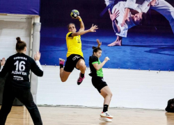 «Звезду» не погасили: гандболистки «Ставрополья-СУОР» продлили печальную серию в Звенигороде 