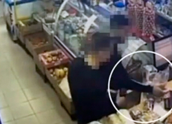 Покупателей с фальшивыми деньгами задержали на Ставрополье